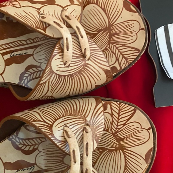 ♥️SOLD♥️Gucci leather sandals in brown/beige - Picture 11 of 13